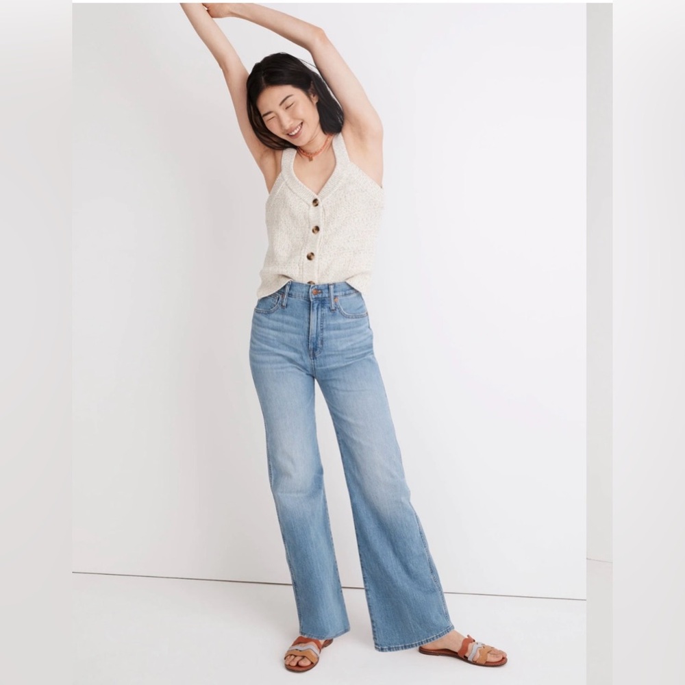 Madewell Petite 11" High-Rise Flare Jeans in Conwell Wash